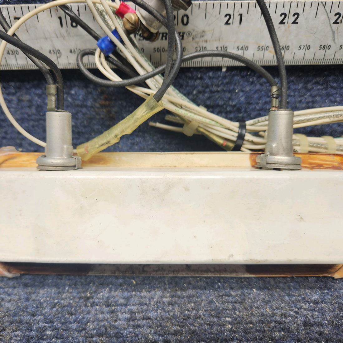 Used aircraft parts for sale, 58-530106-7 Beechcraft F33A OVERHEAD LIGHT ASSEMBLY (VOLTS: 14) W SWITCH