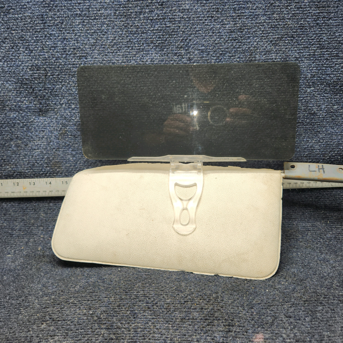 Used aircraft parts for sale, 0700122-13 Cessna C-150J Sun Visor Assembly L.H