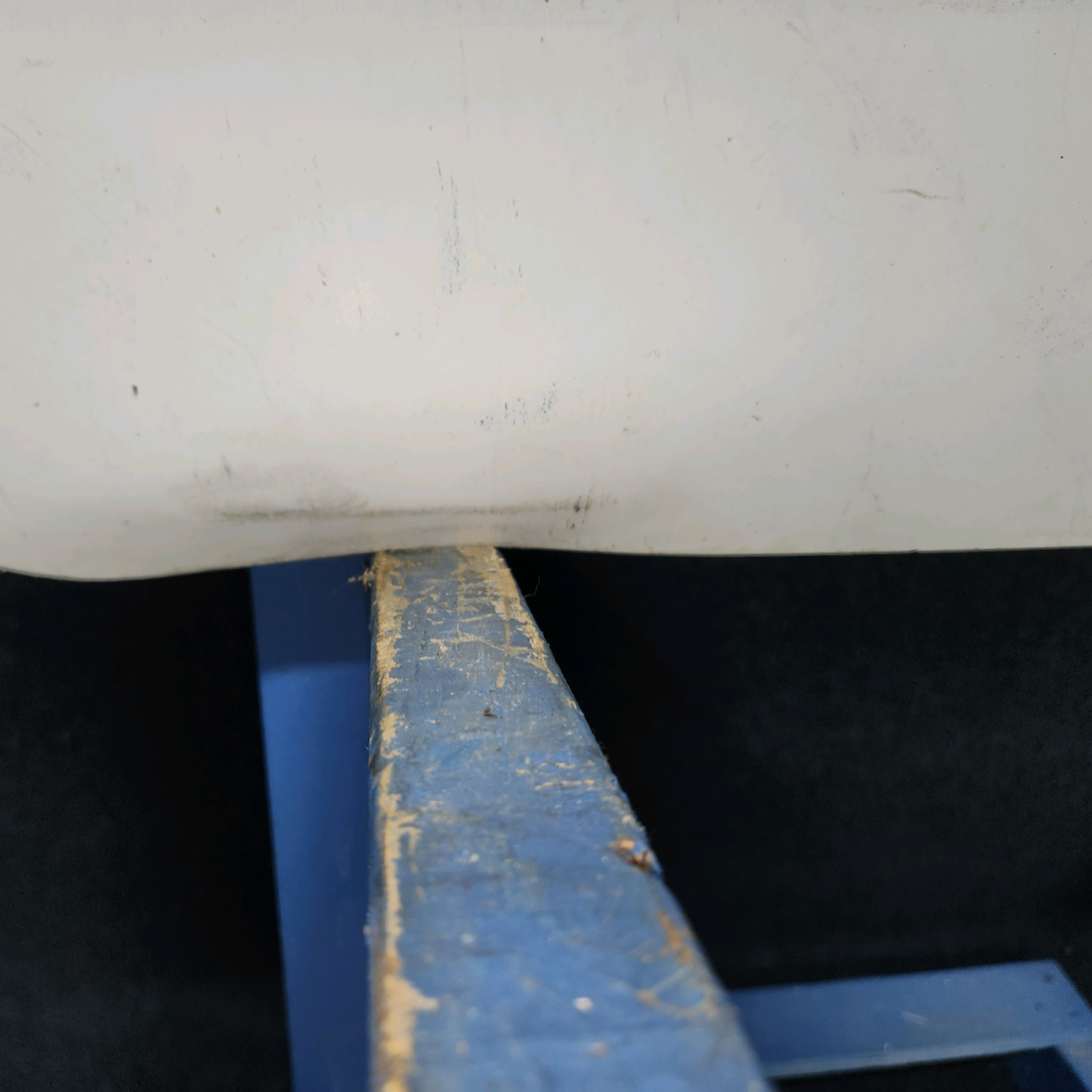 Used aircraft parts for sale, 0511803-26, 0711050-6 cessna 172N Cabin Door RH - Structure Assembly
