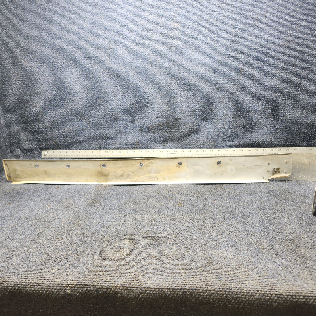 Used aircraft parts for sale, 0426003-18 Cessna C-150J Wing Fairing Assy LH