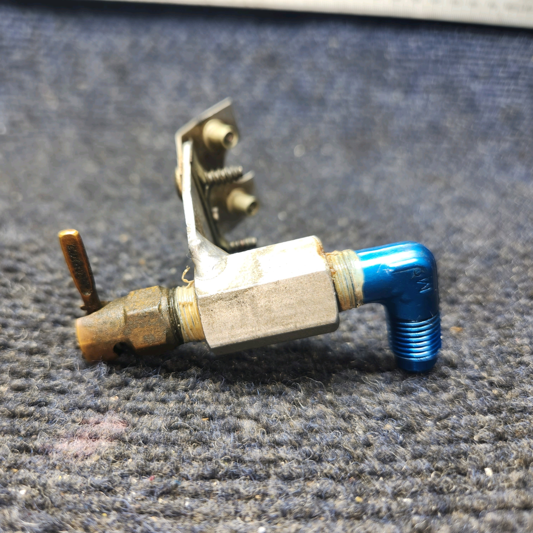 Used aircraft parts for sale, 96143-000 Piper PA28-161 Static Air Vent Valve Assembly