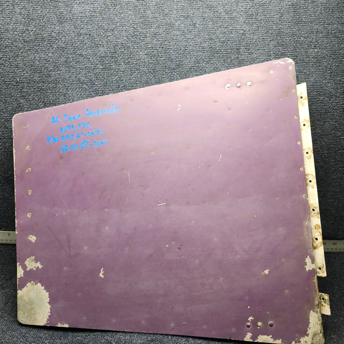 Used aircraft parts for sale, 99271-000 Piper PA32RT-300 AC LOUVER DOOR ASSEMBLY