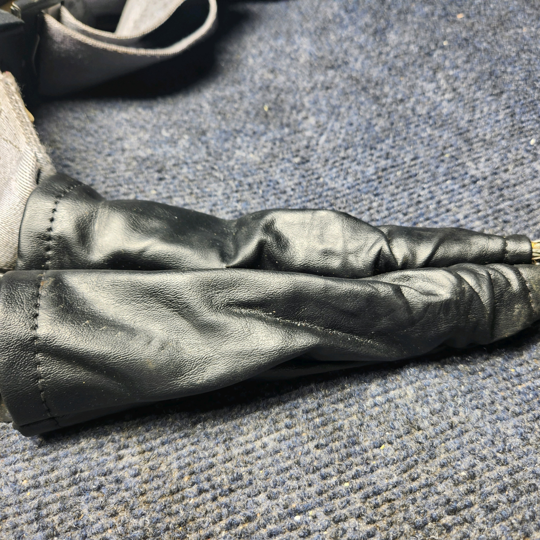 Used aircraft parts for sale, 1108559M-11-058 PIPER PA28-161 Warrior III LAP SEAT BELT AND BUCKLE ASSEMBLY LH AND RH SET REAR SEAT