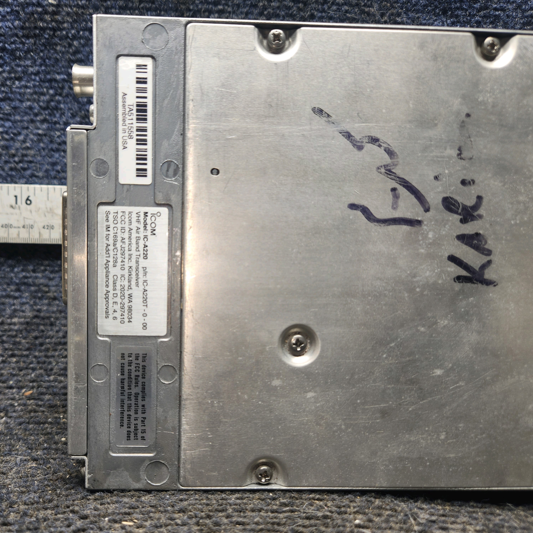 Used aircraft parts for sale, IC-A220T-0-00 Icom IC-A220 piper PA-28-181 VHF Airband Transceiver Aircraft Panel Mount