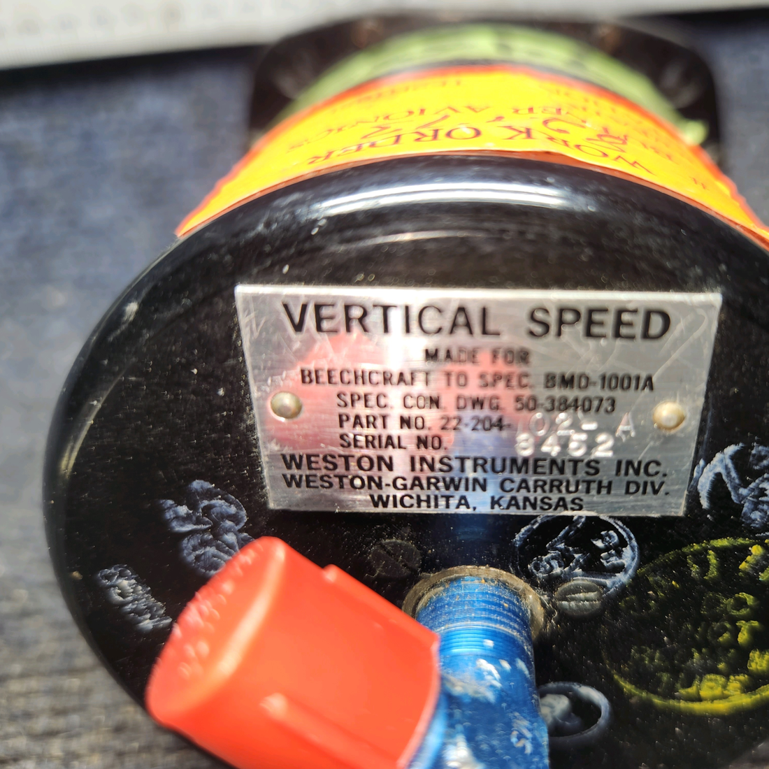 Used aircraft parts for sale, 22-204-02-A Beechcraft Beechcraft 95-B55 Vertical Speed Indicator