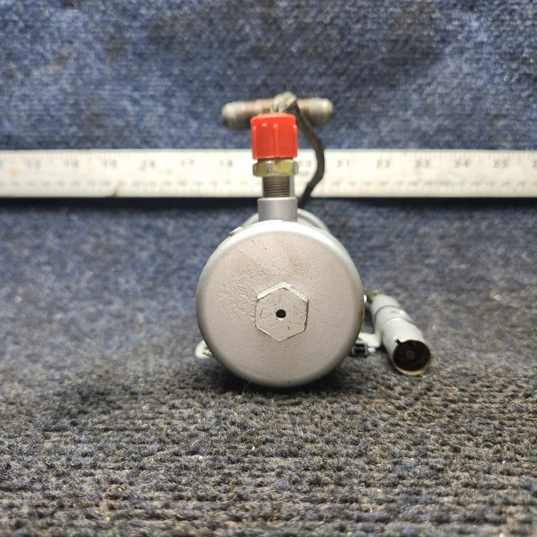 Used aircraft parts for sale, 476-284 Bendix Electronic Fuel Pump 24V