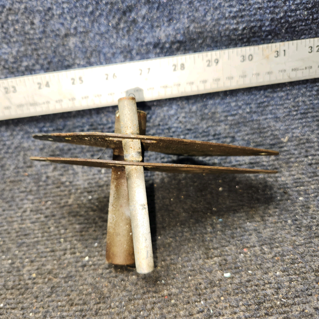 Used aircraft parts for sale, 0523223-1 Cessna 172E Aileron Bellcrank RH