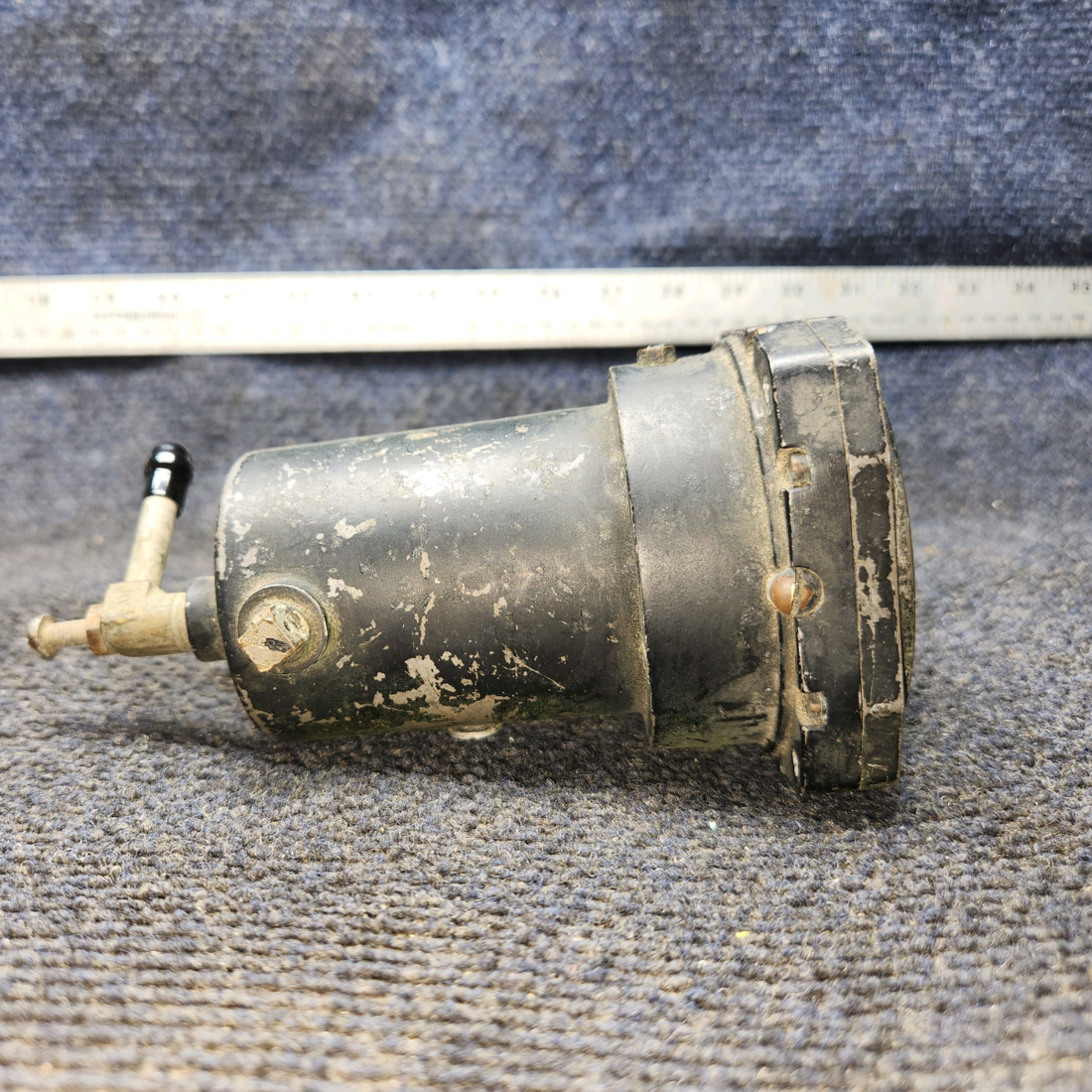 Used aircraft parts for sale, 1718-1AG-A1 Pioneer Cessna 172F Turn and Bank Indicator