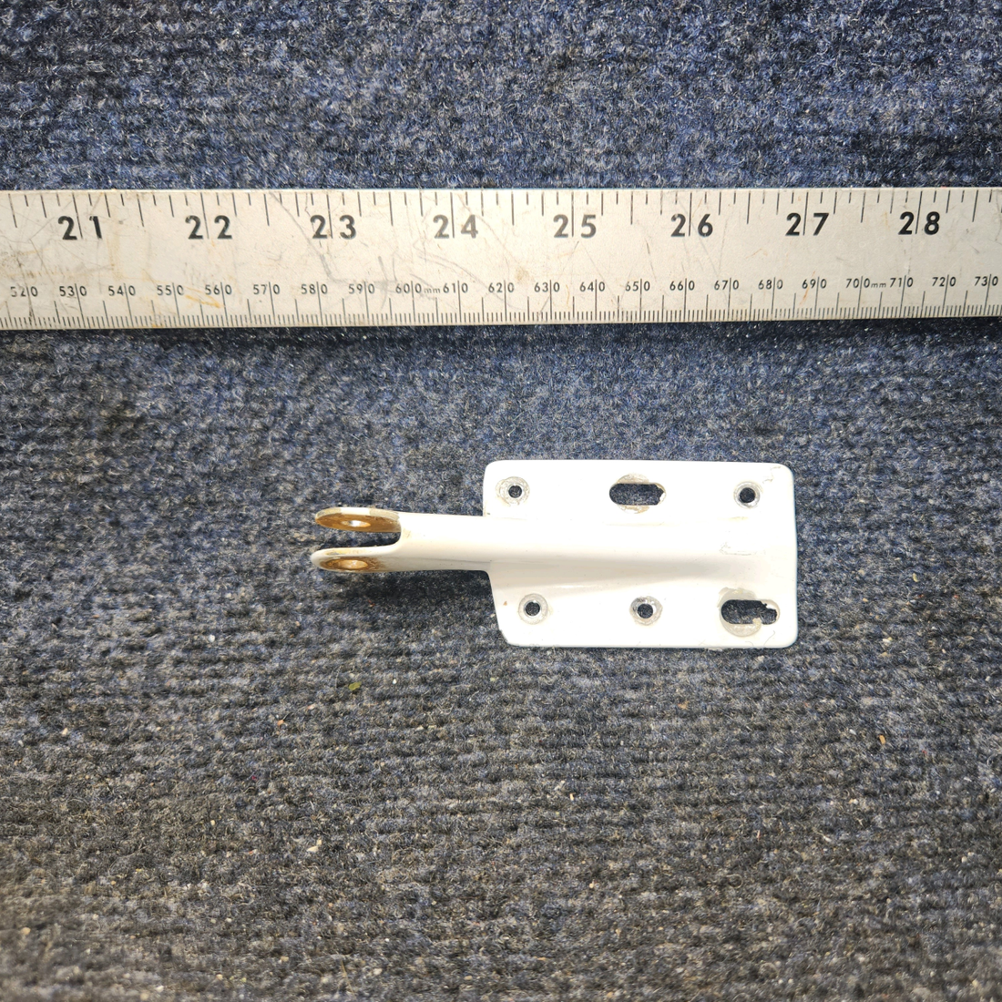 Used aircraft parts for sale, 79475-007 Piper PA28-161 Upper Cabin Door Hinge