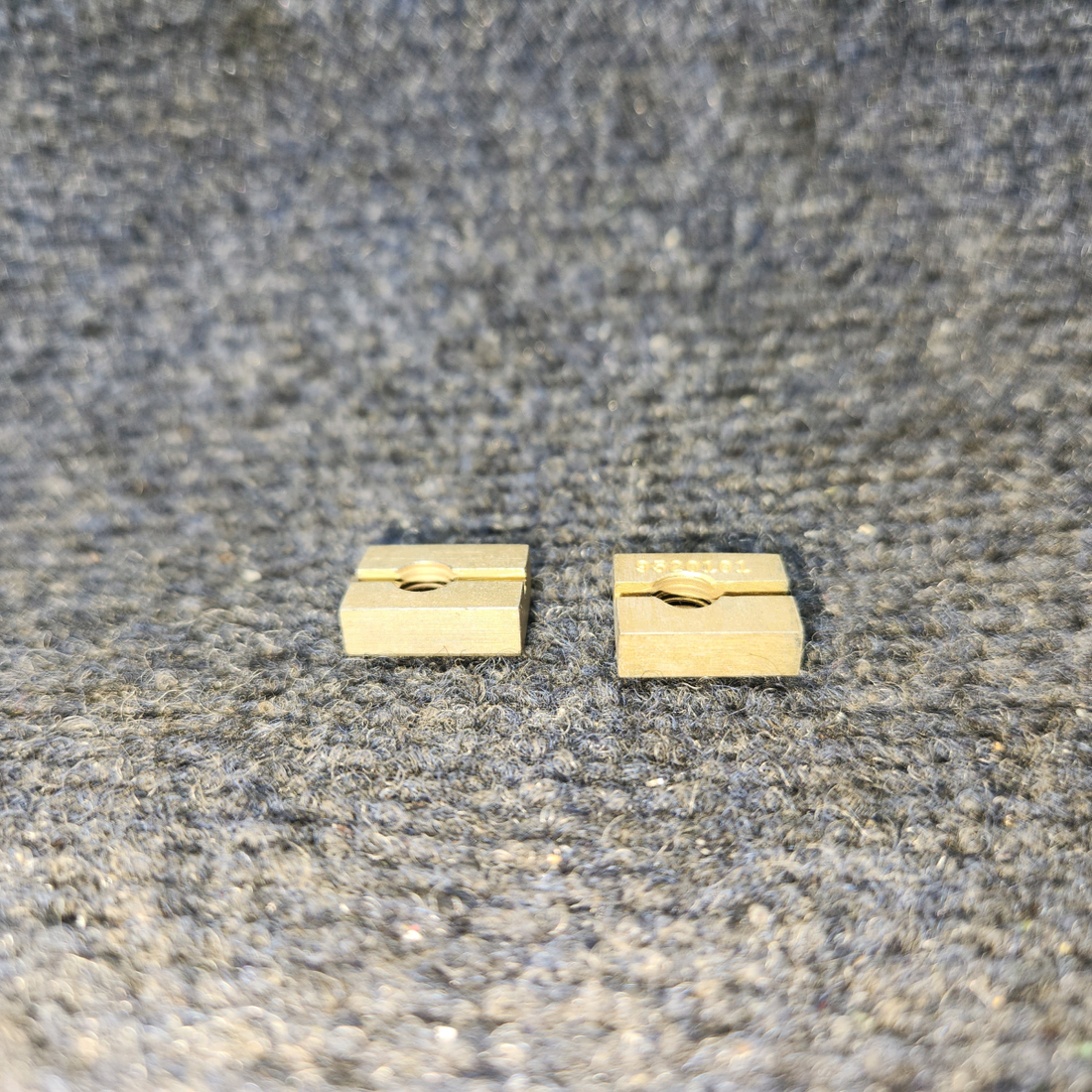 Used aircraft parts for sale, 9520101 Goodyear Cessna 120, 140, 140A • 170 series disc-drive key Set of 2