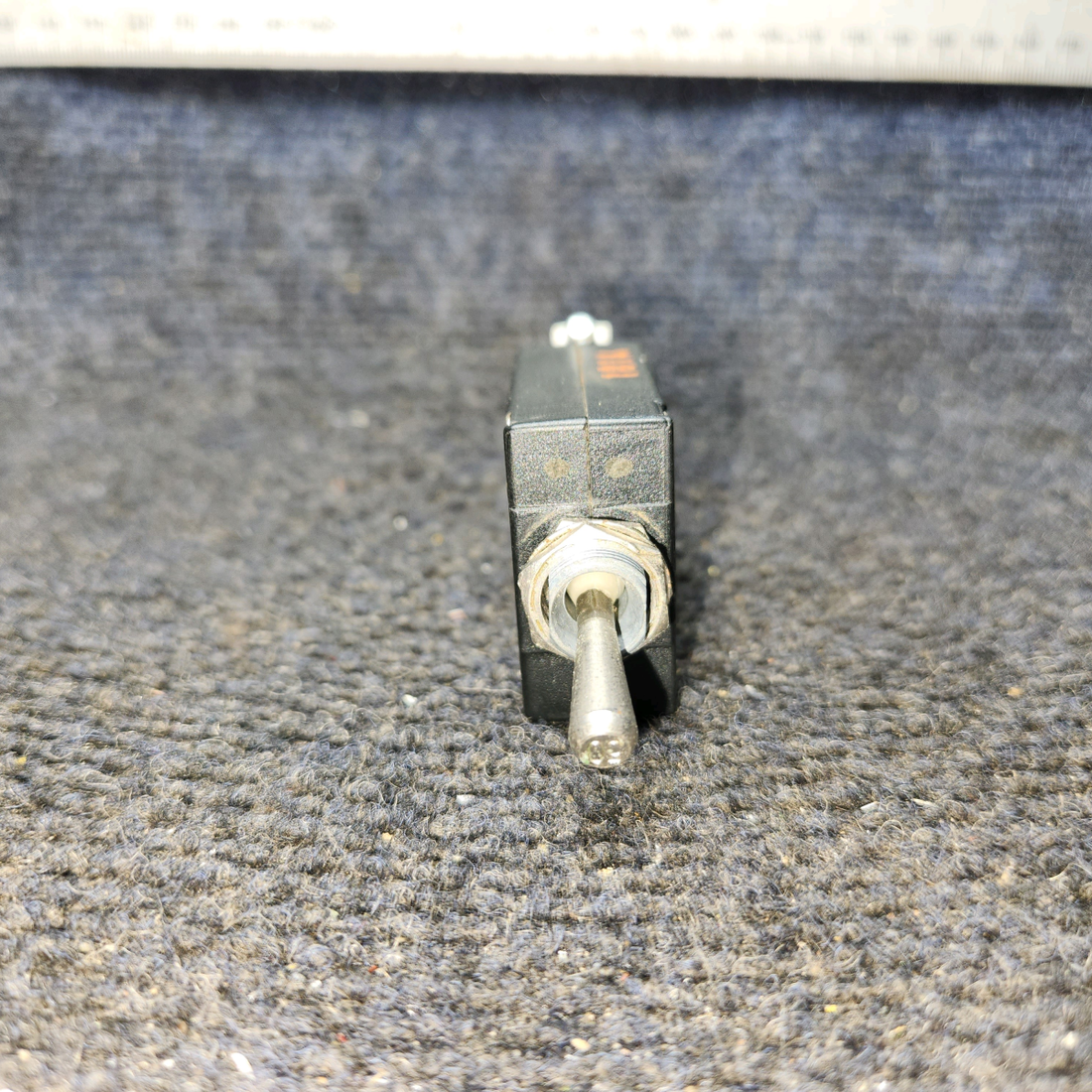 Used aircraft parts for sale, W31-X2M1G-50 Cessna C175 Circuit Breaker Switch – 50 Amps