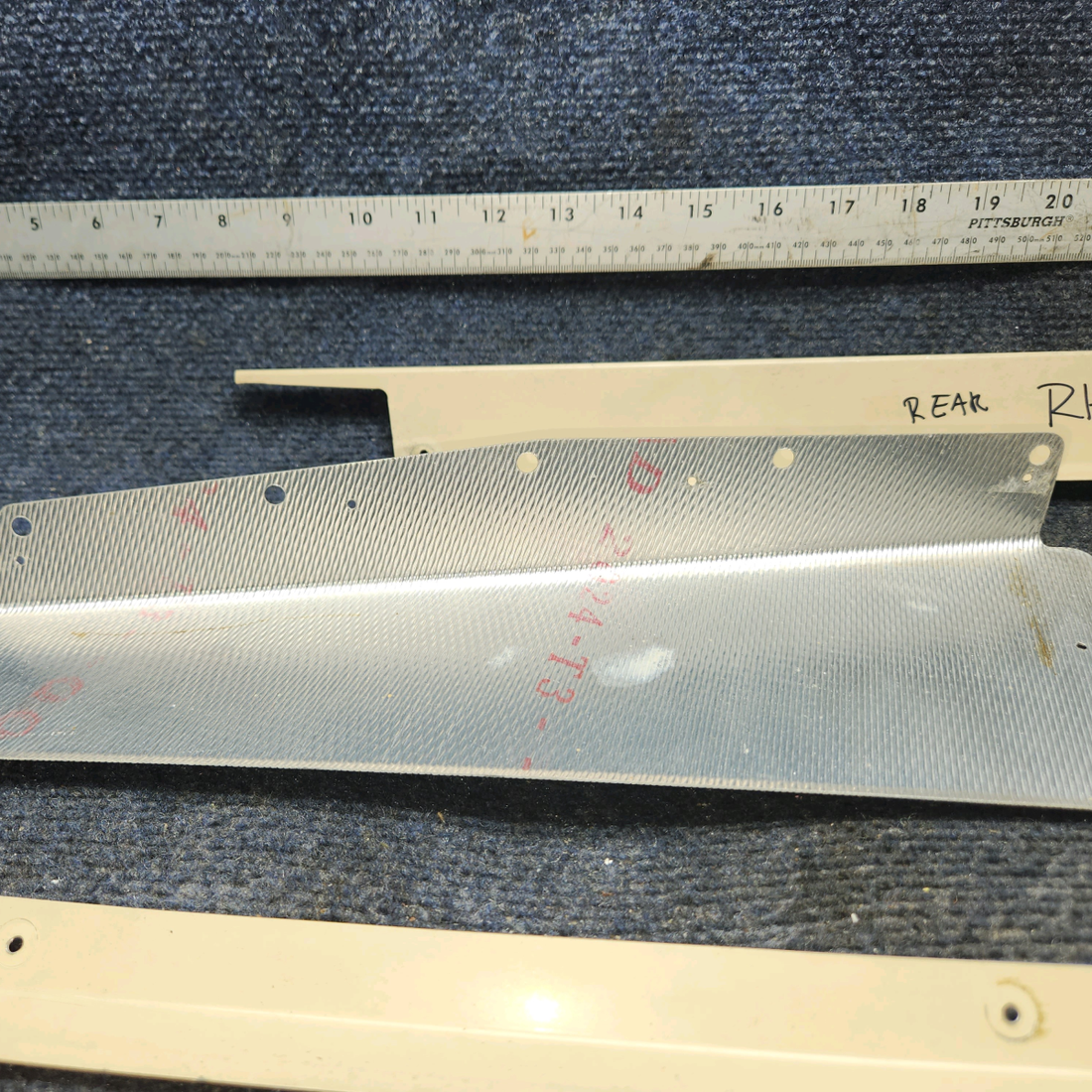 Used aircraft parts for sale, 630171-009 Piper PA28-140 REAR RH RETAINERS AND PLATE WINDOW SET