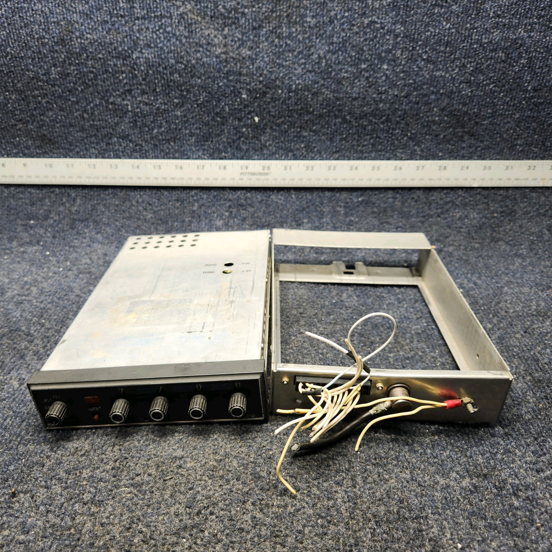 Used aircraft parts for sale, 066-1062-01 PIPIR PA32RT-300 KING KT 78A ATC TRANSPONDER RACK AND CONNECTOR