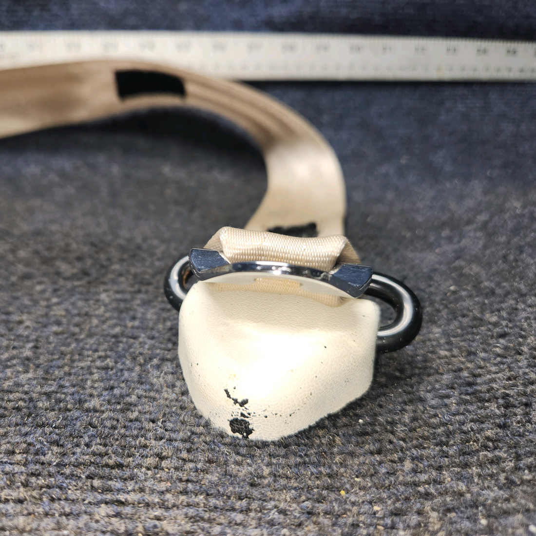 Used aircraft parts for sale, 501580-439 AmSafe BEECHCRAFT 95-55B Safety Seatbell Shoulder Harness