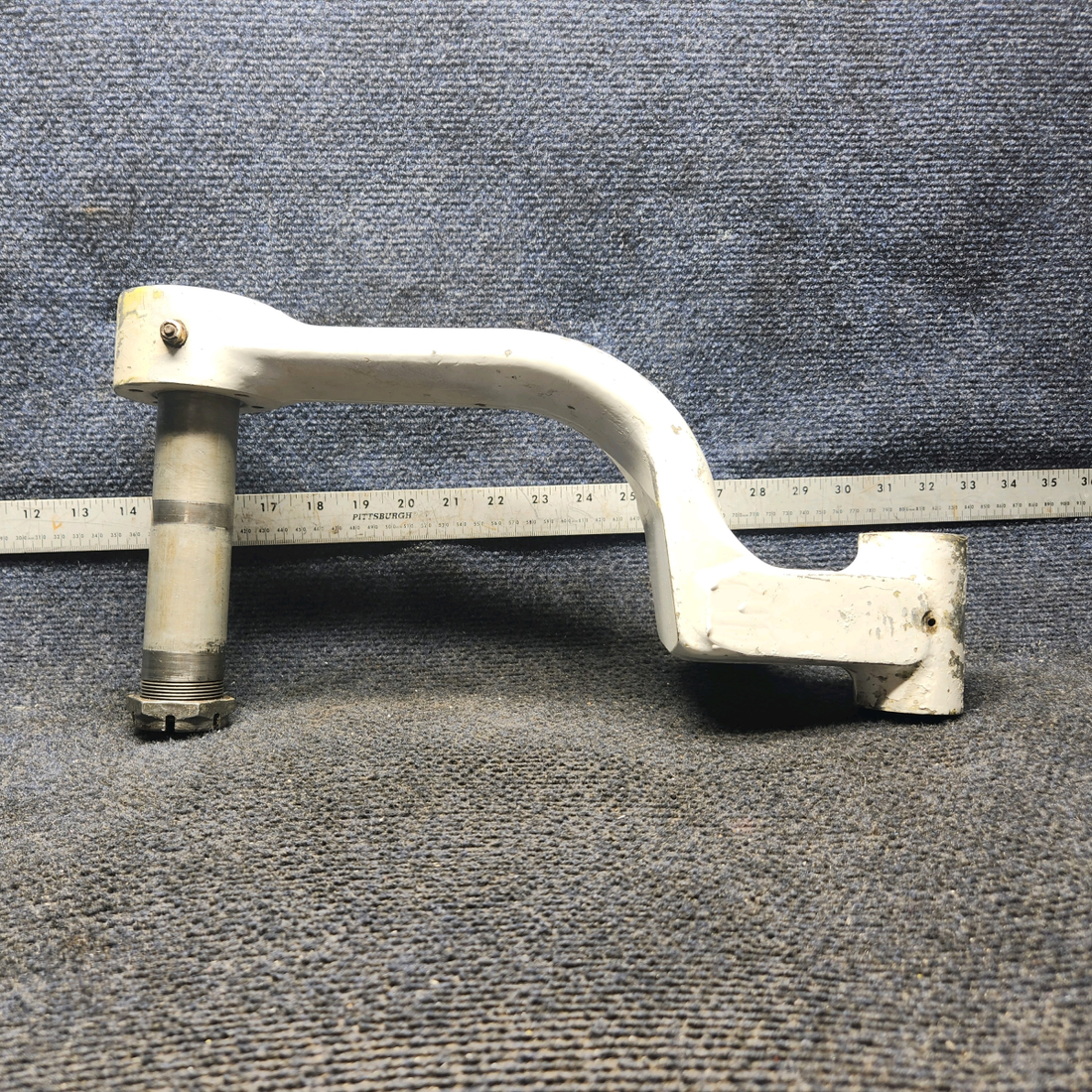 Used aircraft parts for sale, 169-810000-613 Beechcraft C23 SUNDOWNER Nose/Main Landing Gear Fork and Axle Assembly - LH