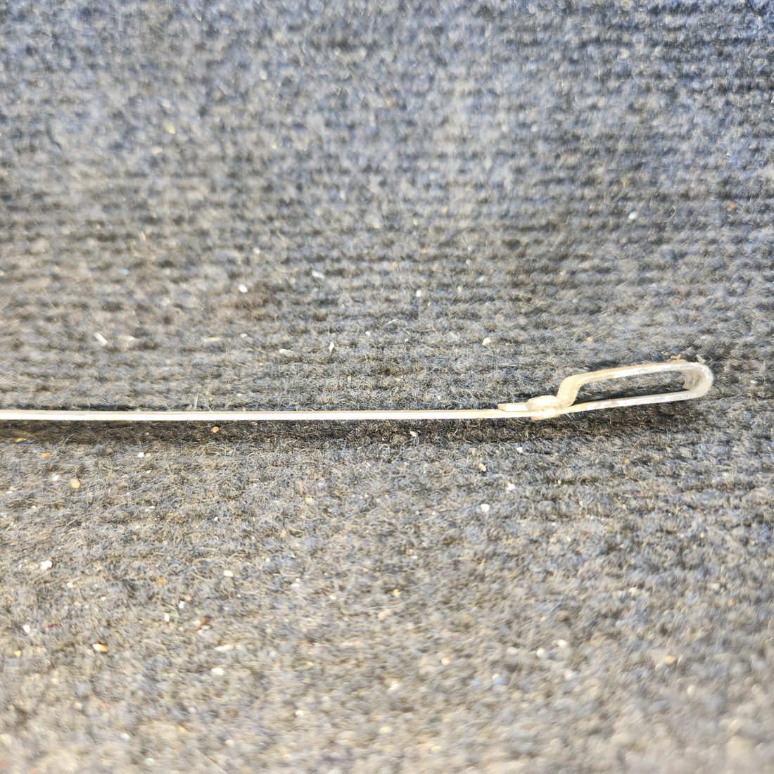 Used aircraft parts for sale, 0413406-8 cessna 150G Cabin Door Latch Drawbar