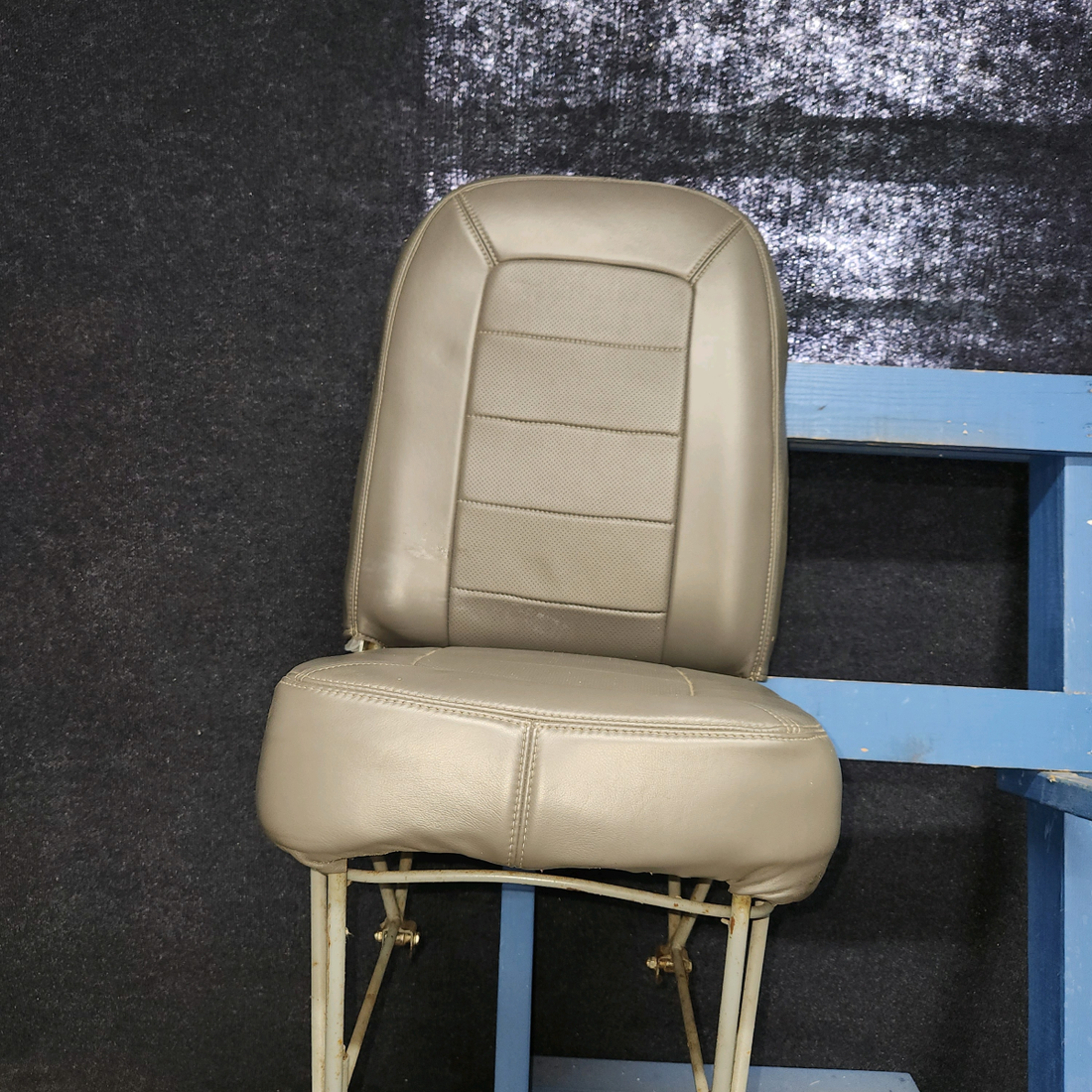 Used aircraft parts for sale, 68061-002, 99359-000, 99358-000 Piper PA-28-140 Complete Seat Upholstery Set with Most Interior Panels