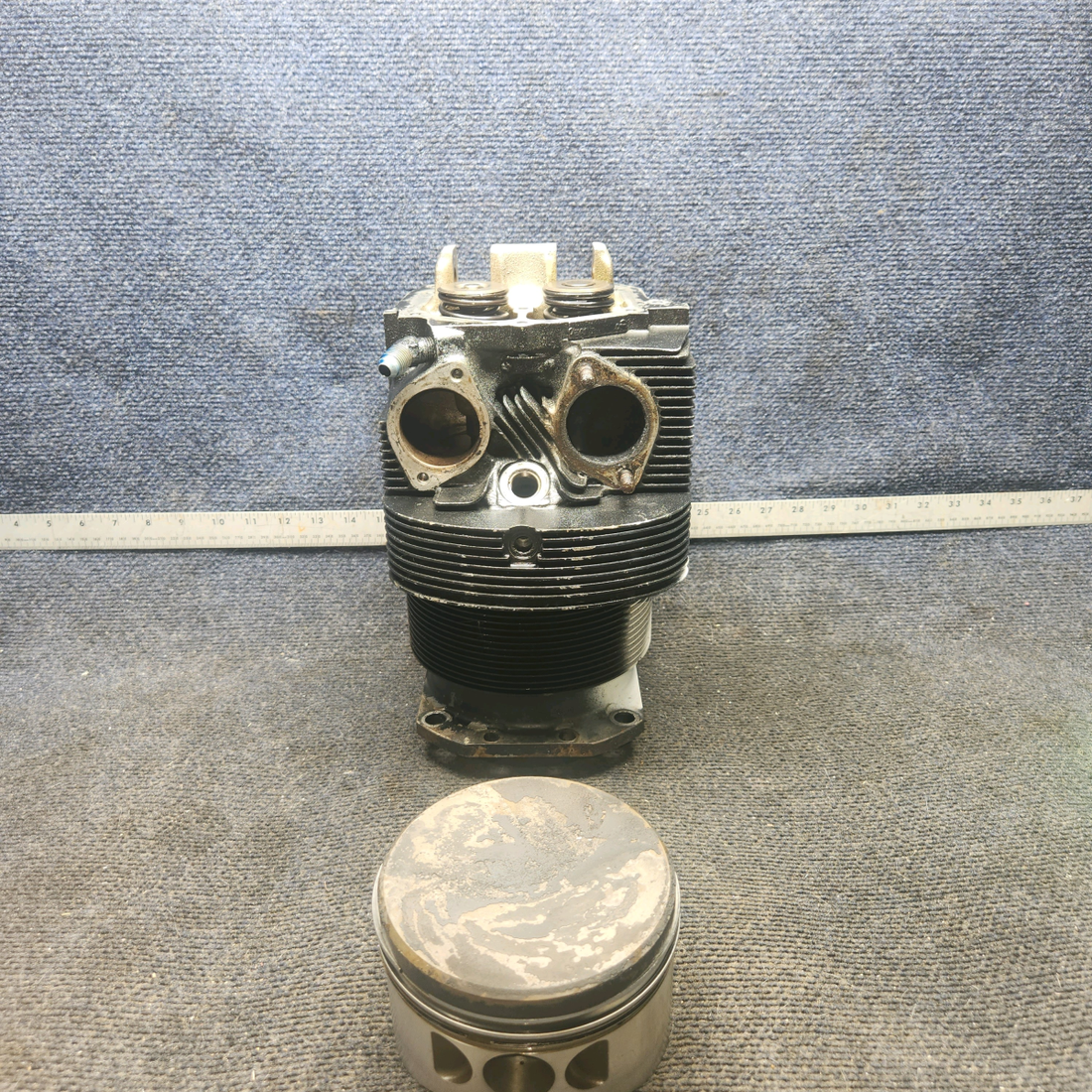 Used aircraft parts for sale, LW-12416 Piper PA-28-140 Cylinder