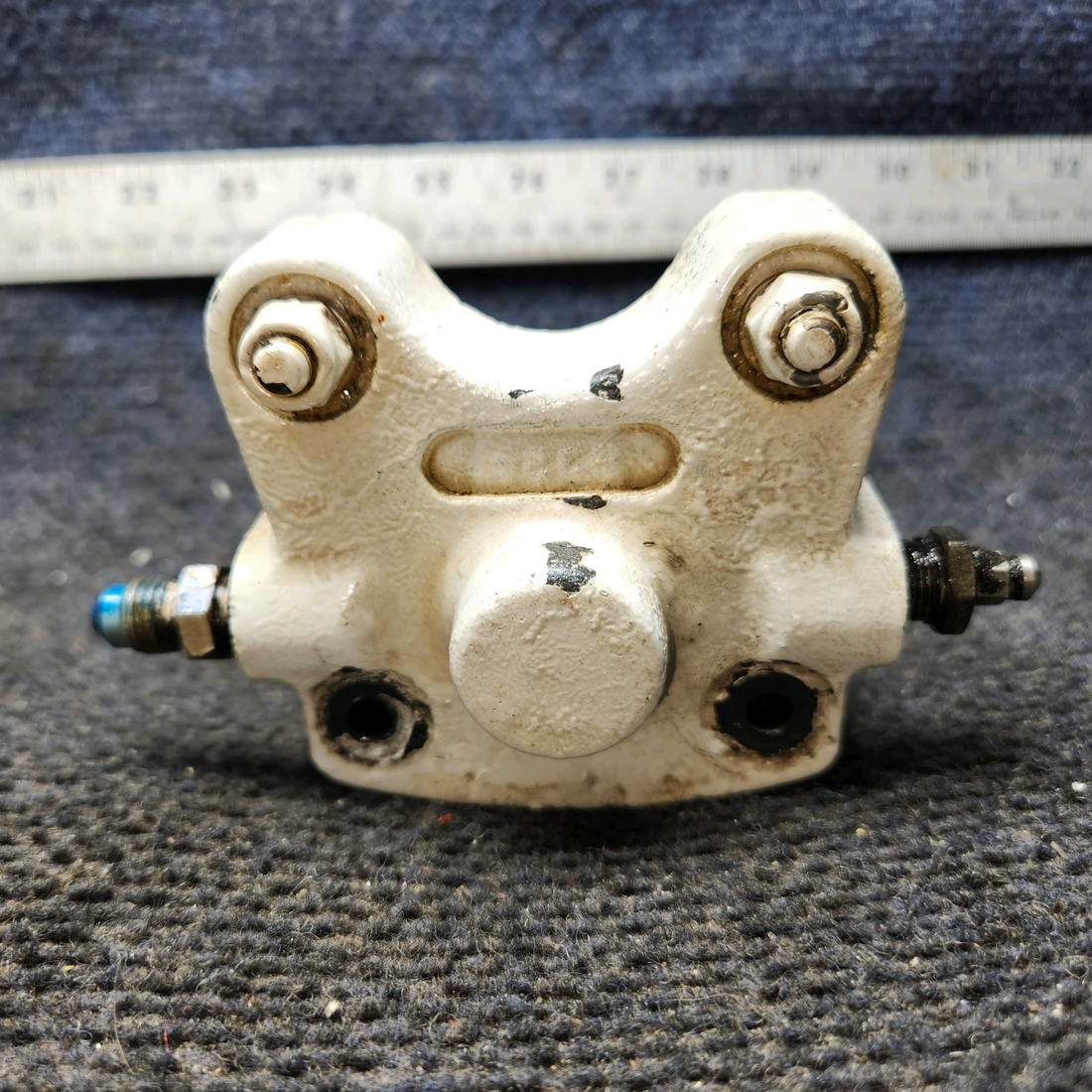 Used aircraft parts for sale, C163030-0103 Cleveland 30-63 Cessna 172E Brake Caliper Assembly