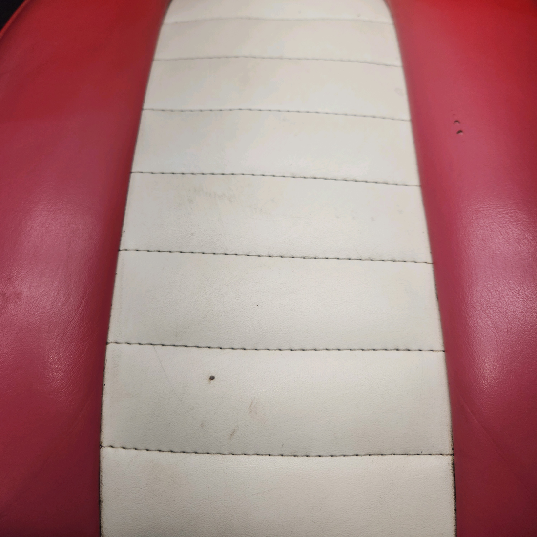 Used aircraft parts for sale, 0400118-65 cessna 150G L/H (Pilot) Seat