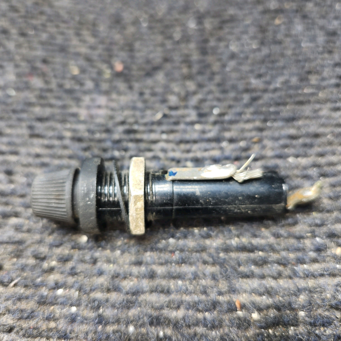 Used aircraft parts for sale, 465-257 Piper PA-28-140 Fuse Holders - Set of 5