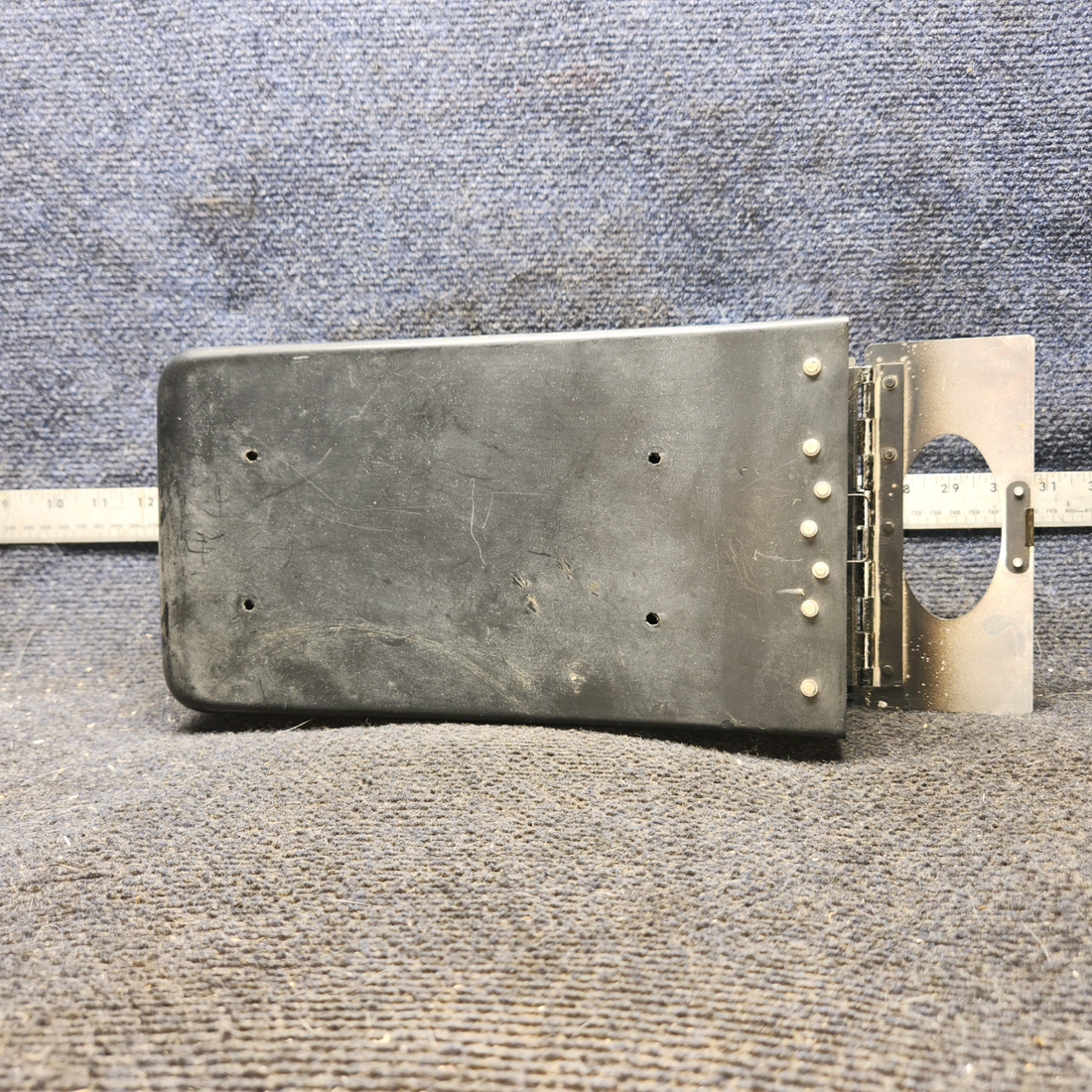 Used aircraft parts for sale, 0513085-3 cessna 172N Map Case Assembly