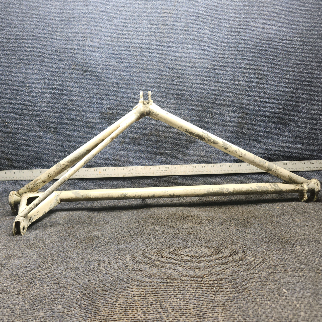 Used aircraft parts for sale, 35-815102-1 Beechcraft F35 Main Gear Brace Assy - RH