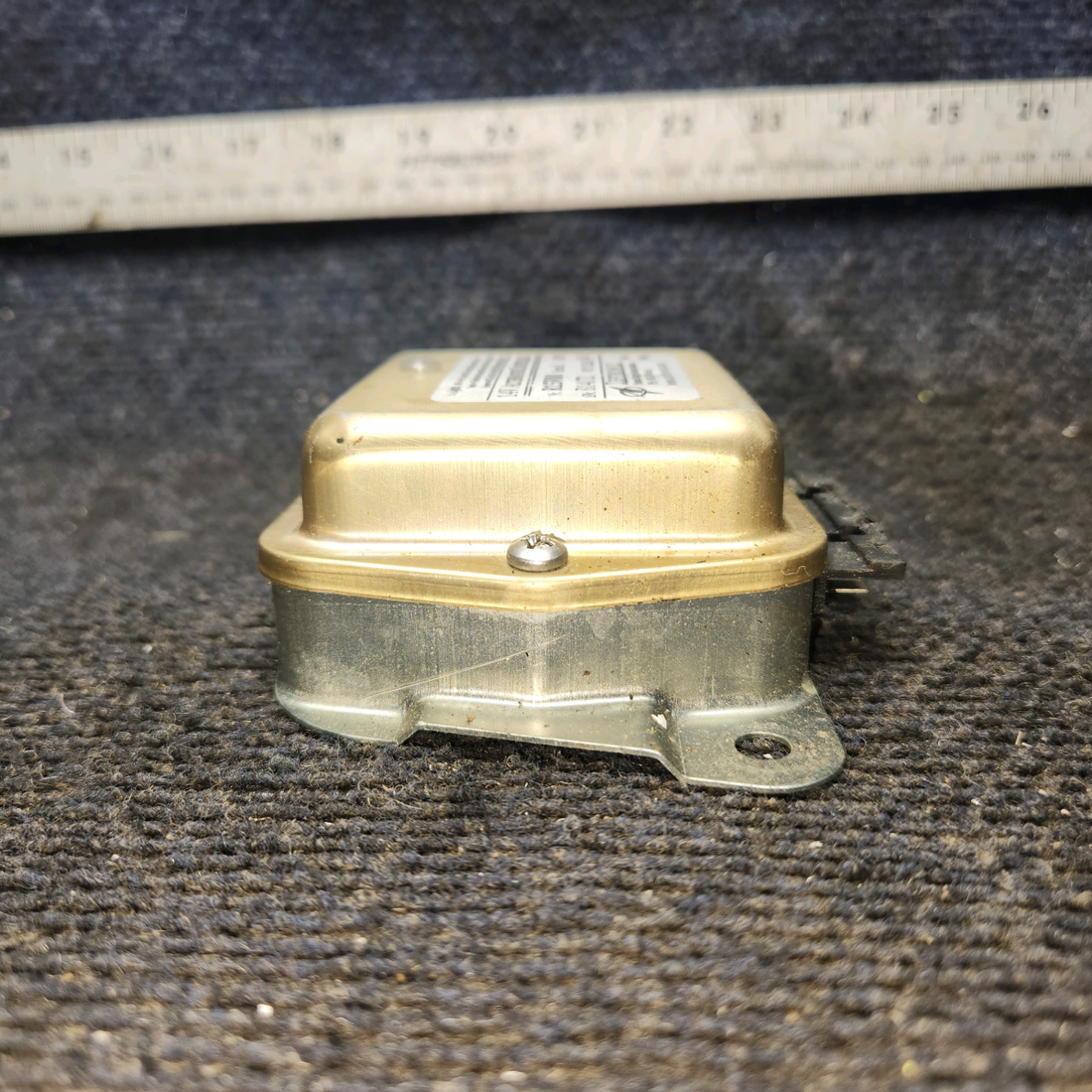Used aircraft parts for sale, R15V00 Zeftronics cessna 150G 14V Alternator Controller