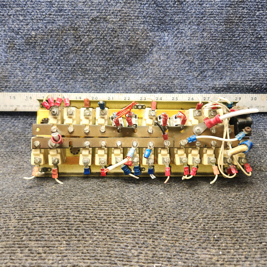 Used aircraft parts for sale, 35209-000 piper PA-28-181 Circuit Breaker Panel