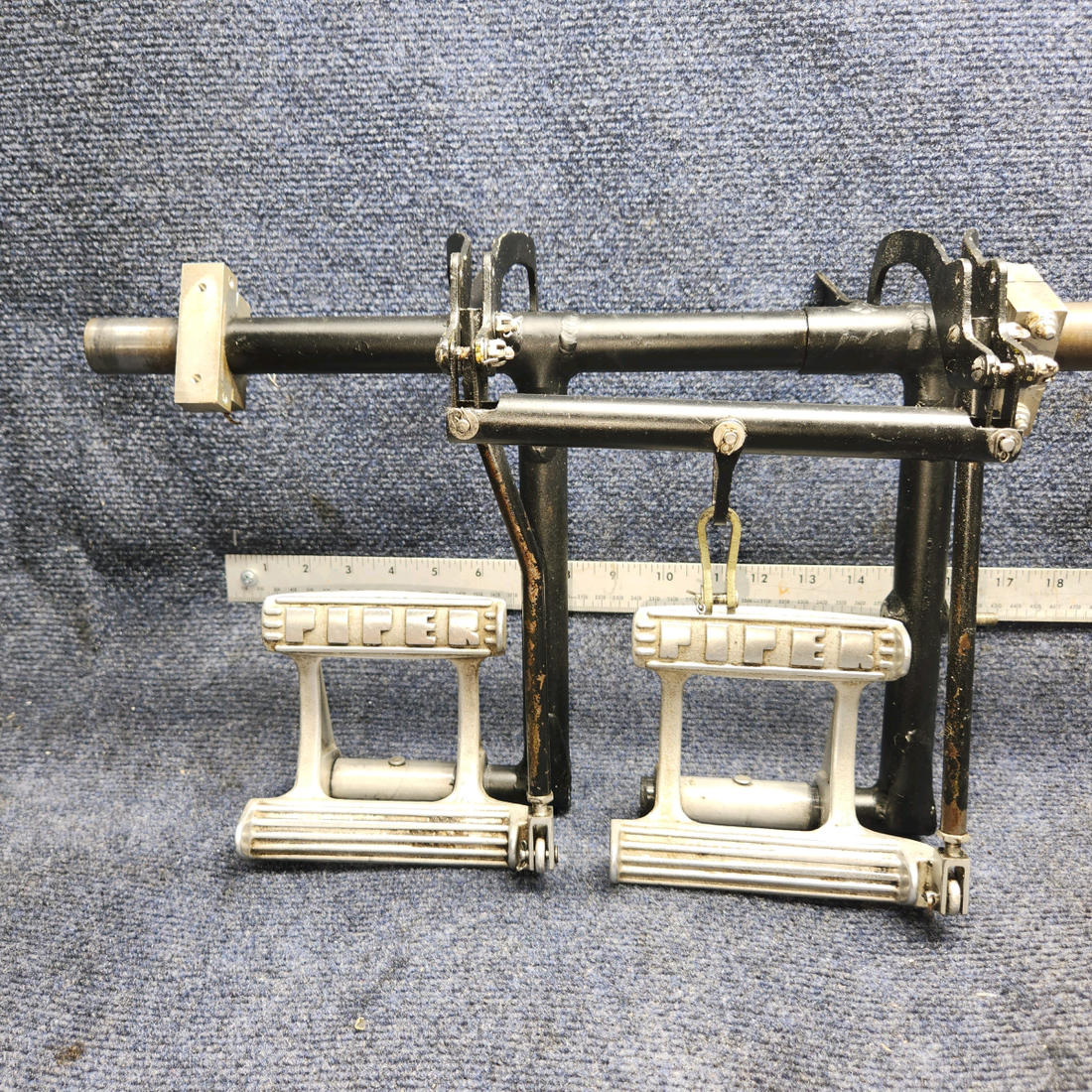 Used aircraft parts for sale, 22370-000 / 22048-000 PIPER PA-24-250 Rudder Pedal Bar w Pilot Pedals & Links