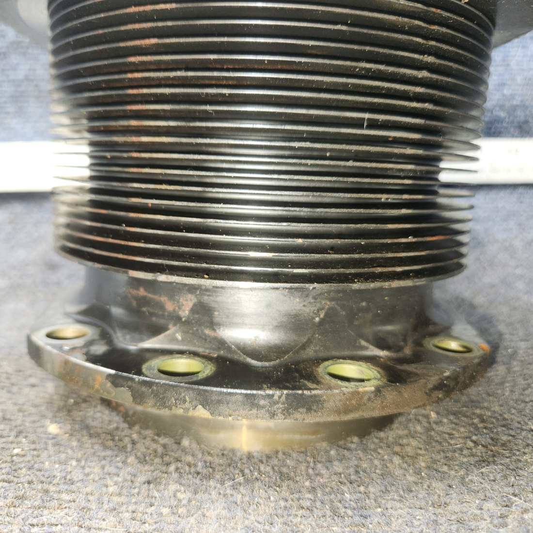 Used aircraft parts for sale, SA47000S-A1 Superior O-470 Cessna 182G Engine Cylinder