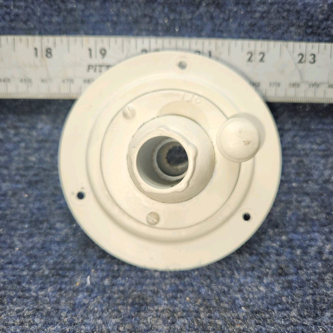 Used aircraft parts for sale, 30957-000 PIPER PA-24-250 Vent Nozzle Assembly (With Knob)