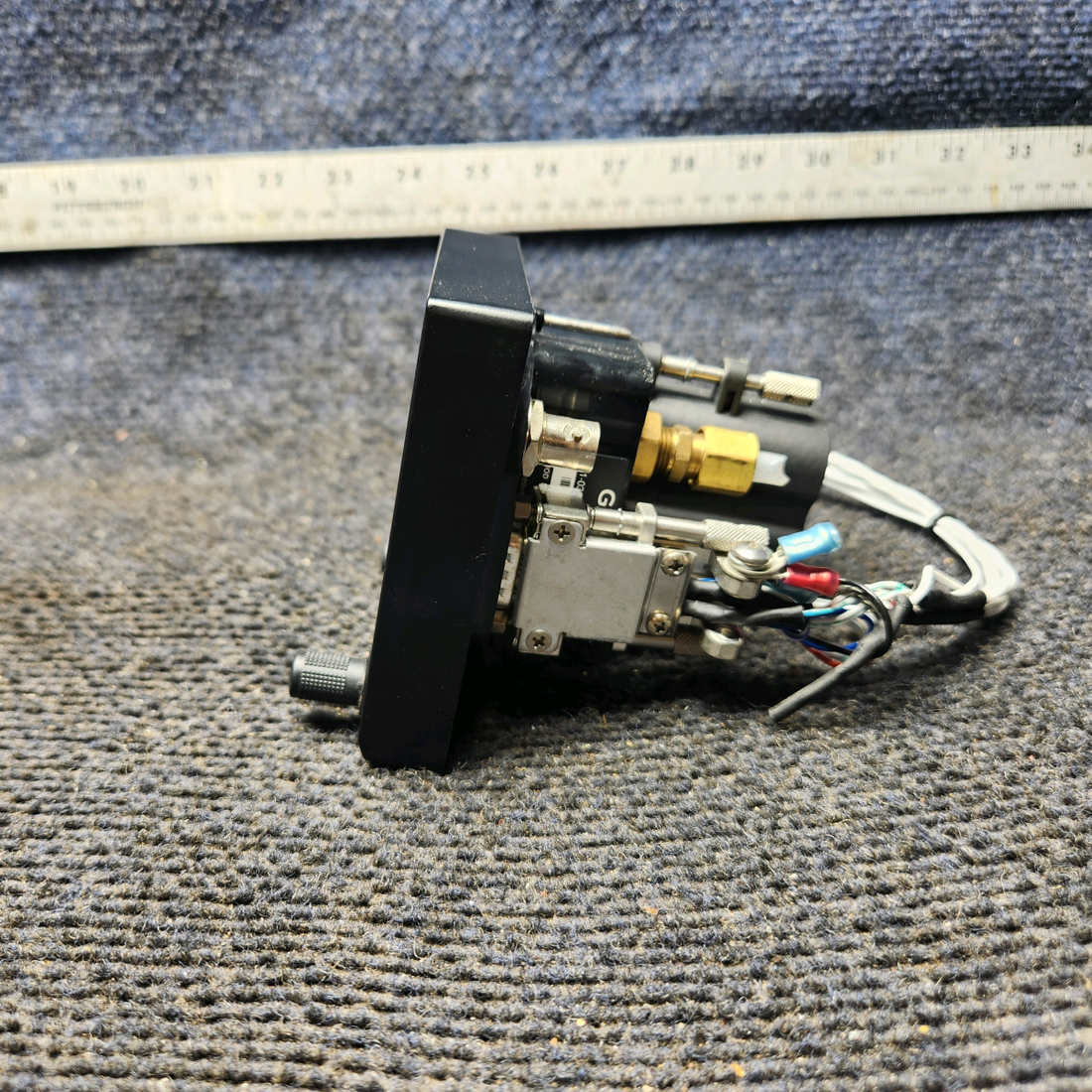 Used aircraft parts for sale, 011-03809-00 Garmin G5 Cessna 172E Primary Attitude Display W/ Connector With GAD 13 & Probe