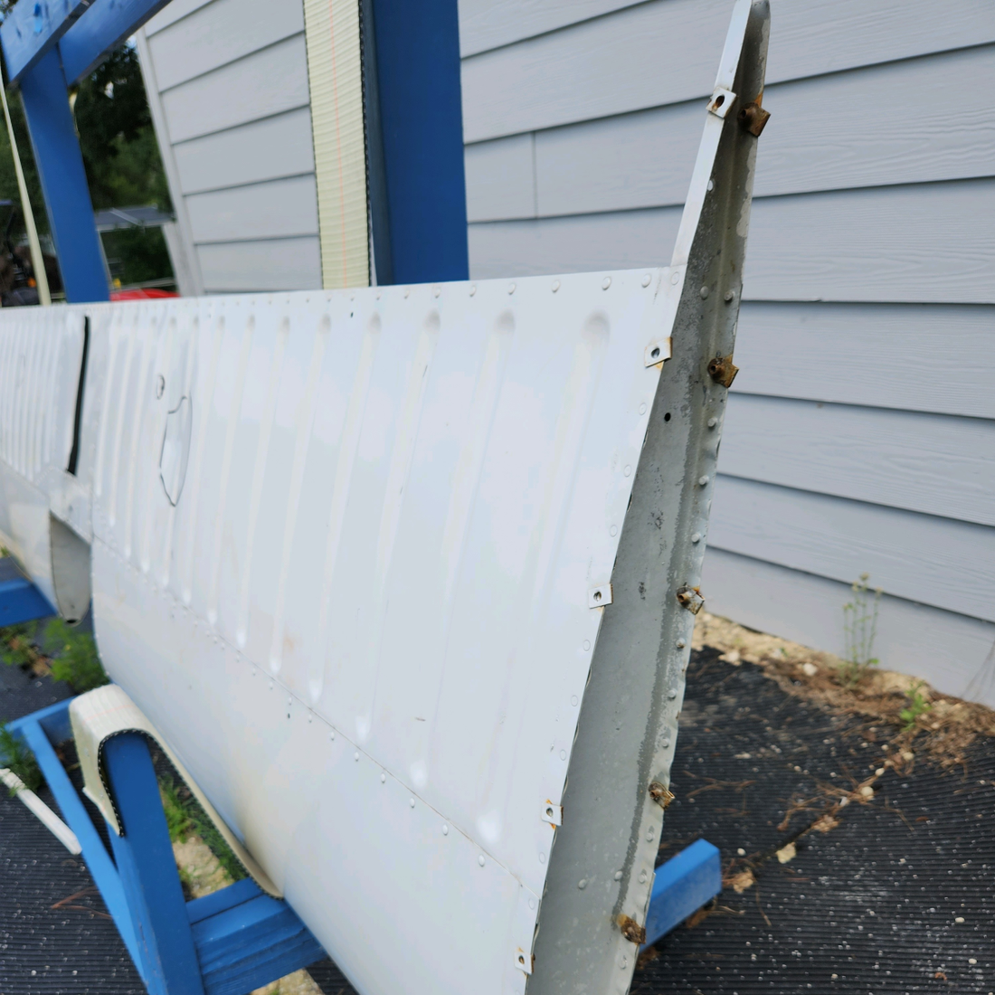 Used aircraft parts for sale, 38400-003 Piper PA32RT-300 HORIZONTAL STABILATOR ASSEMBLY SEE PHOTOS