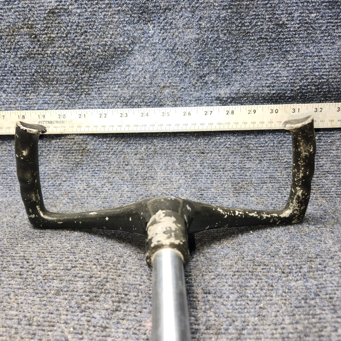 Used aircraft parts for sale, 0513240-16 Cessna C-150J Control Wheel Assembly