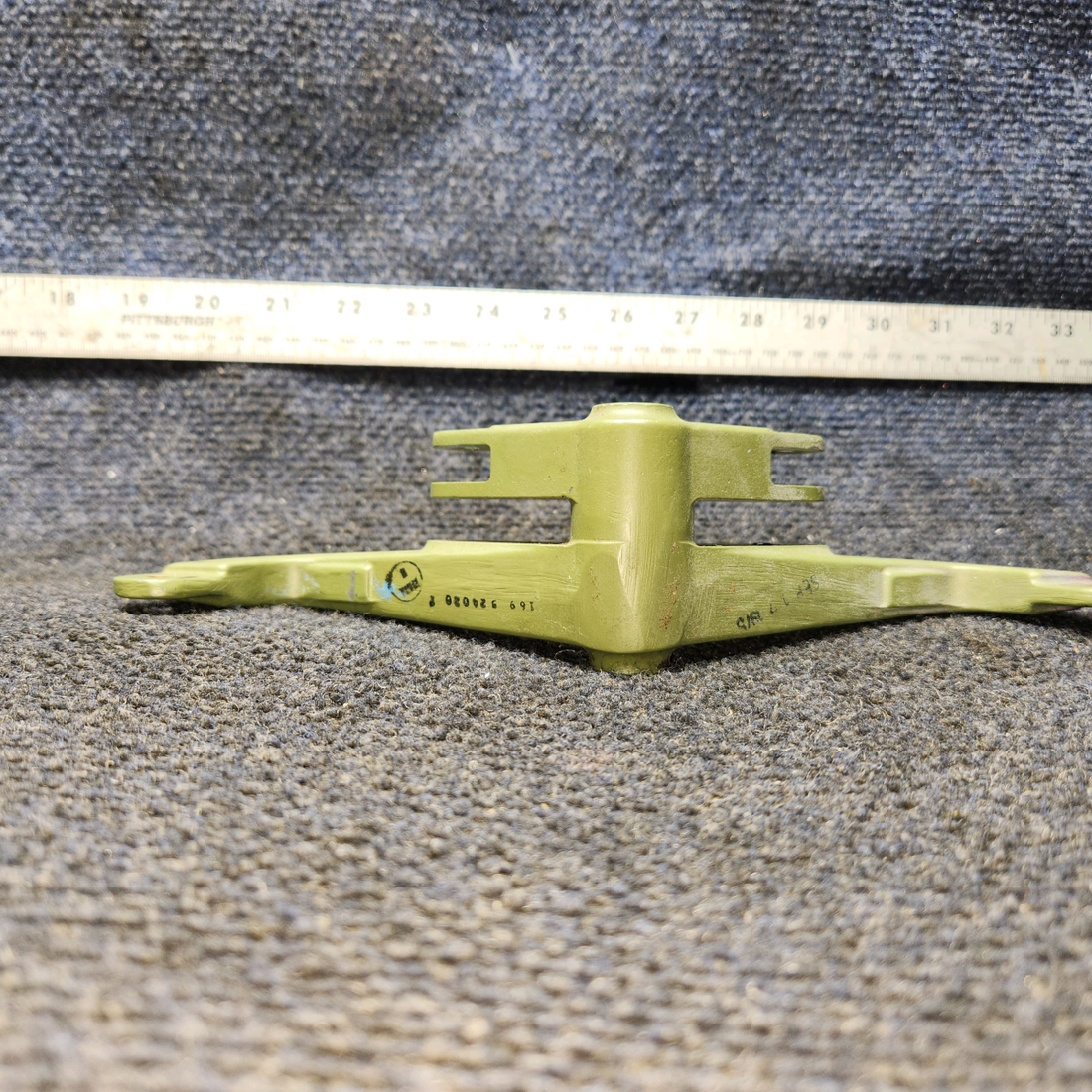 Used aircraft parts for sale, 169-524020-3 Beechcraft C23 SUNDOWNER Aileron Control Arm - LH or RH