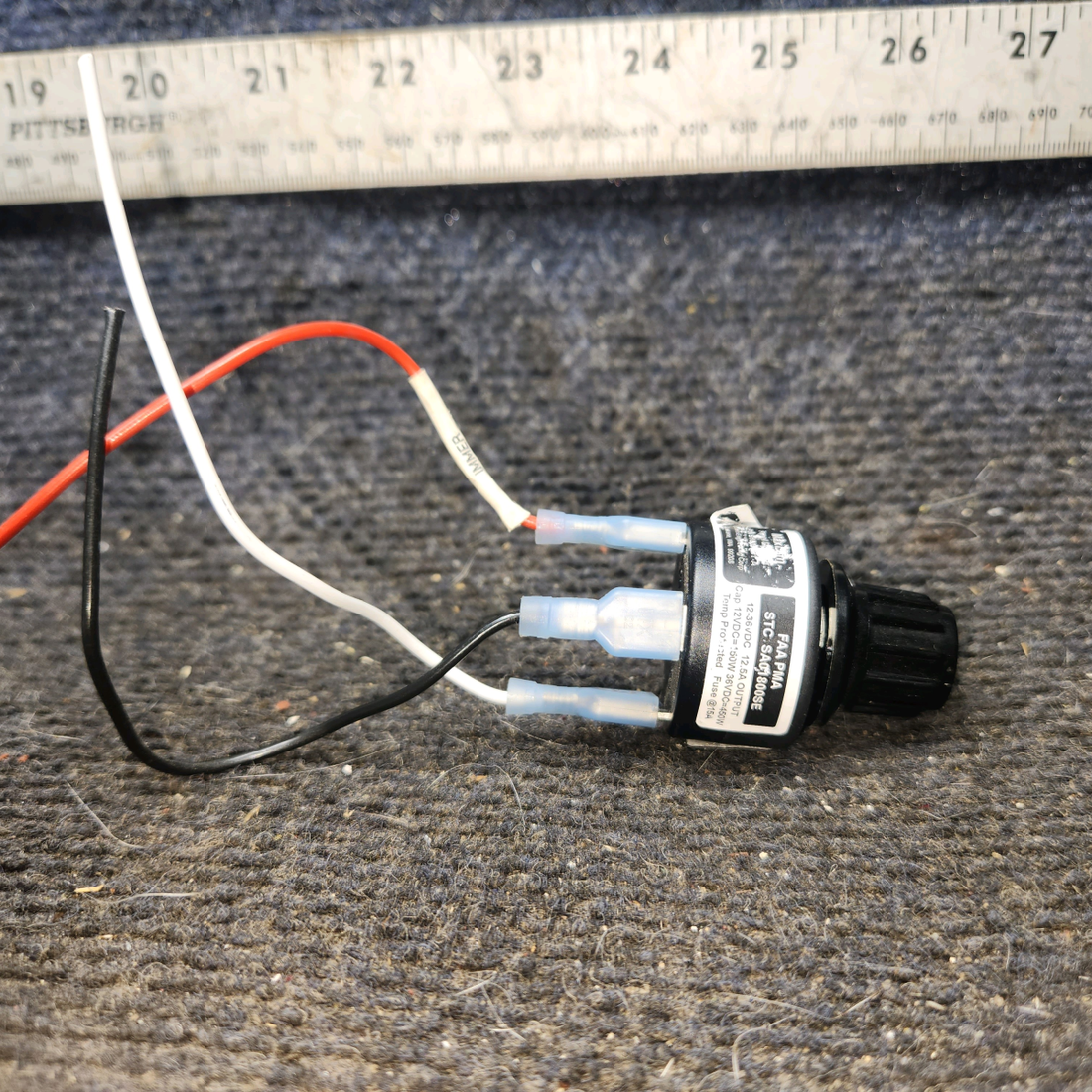 Used aircraft parts for sale, 9100-001-A MaxDim cessna 172k Panel Dimmer