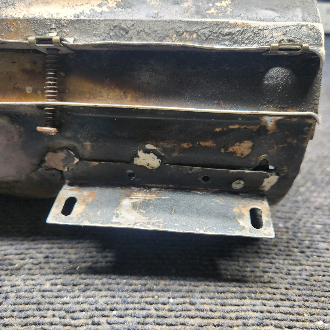 Used aircraft parts for sale, 0450400-23 cessna 150G Shroud Assembly - LH