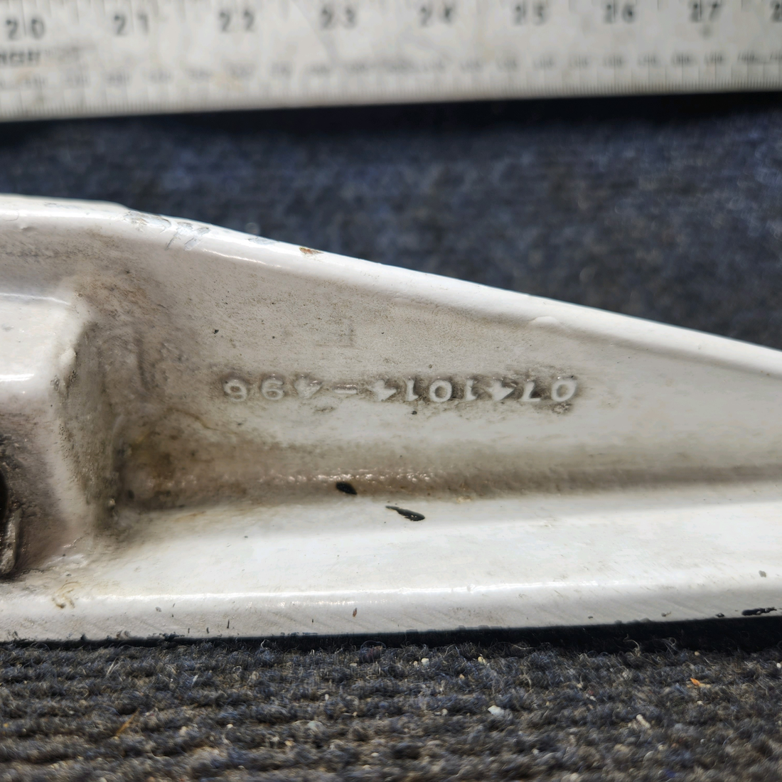 Used aircraft parts for sale, 0741605-2 Cessna 182G Main Gear Step RH