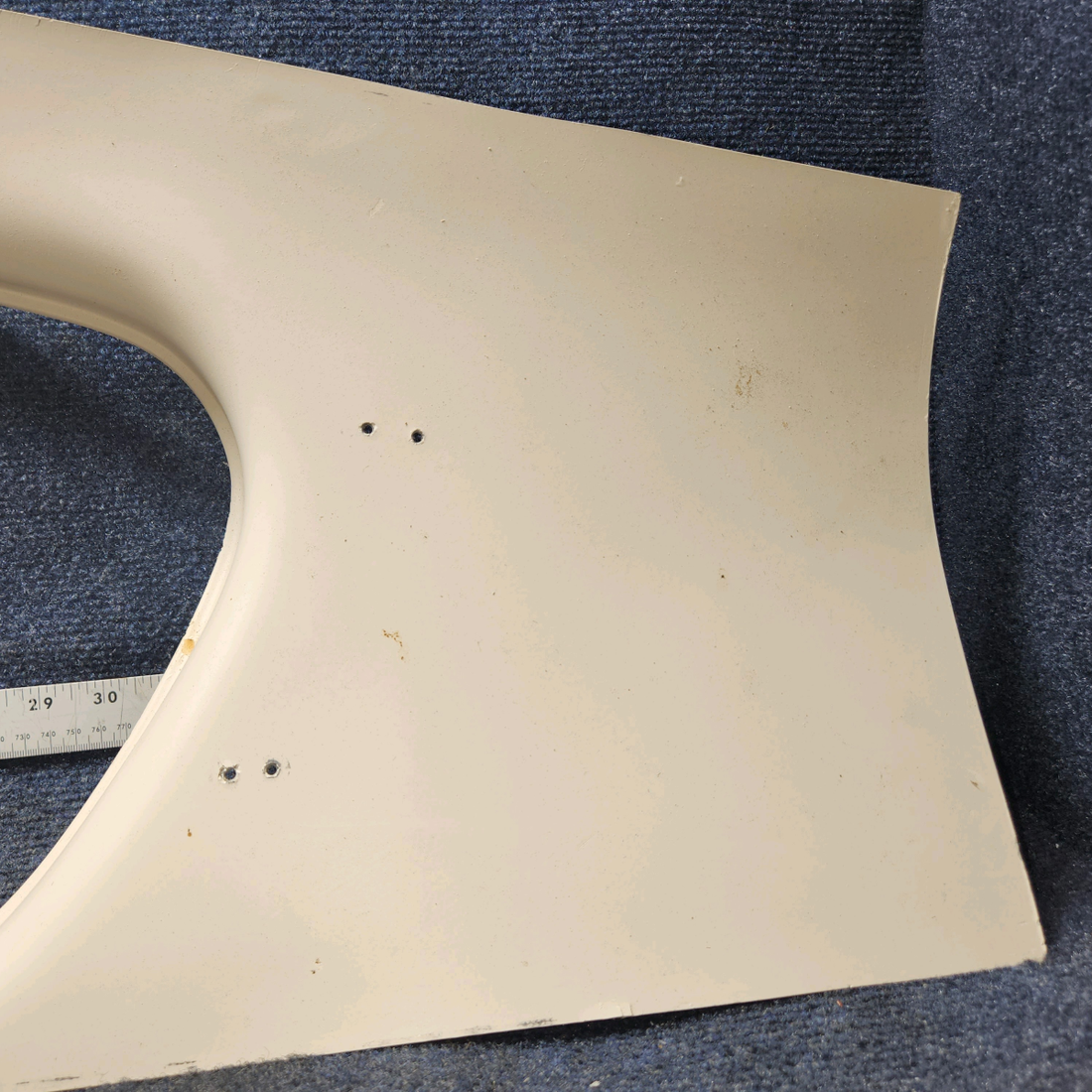 Used aircraft parts for sale, 95-420015-94 BEECHCRAFT 95-55B Aft Window Molding - RH