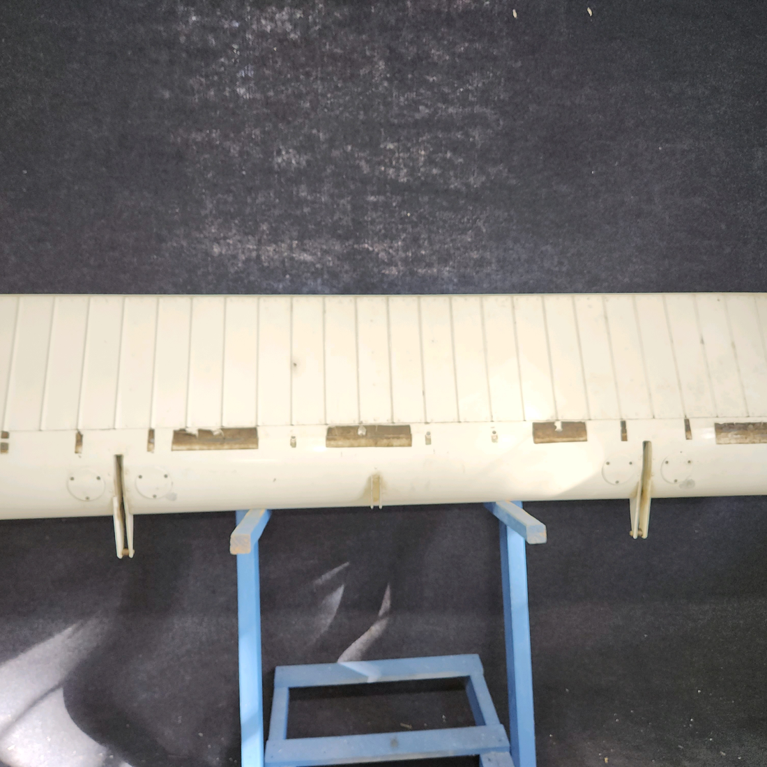 Used aircraft parts for sale, 0523902-802-2 Cessna 172S Flap Assembly RH (Heavy Duty)