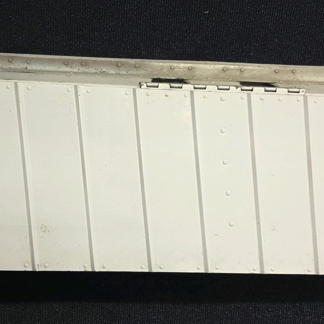 Used aircraft parts for sale, 0523800-16 Cessna 182G Aileron Assy LH