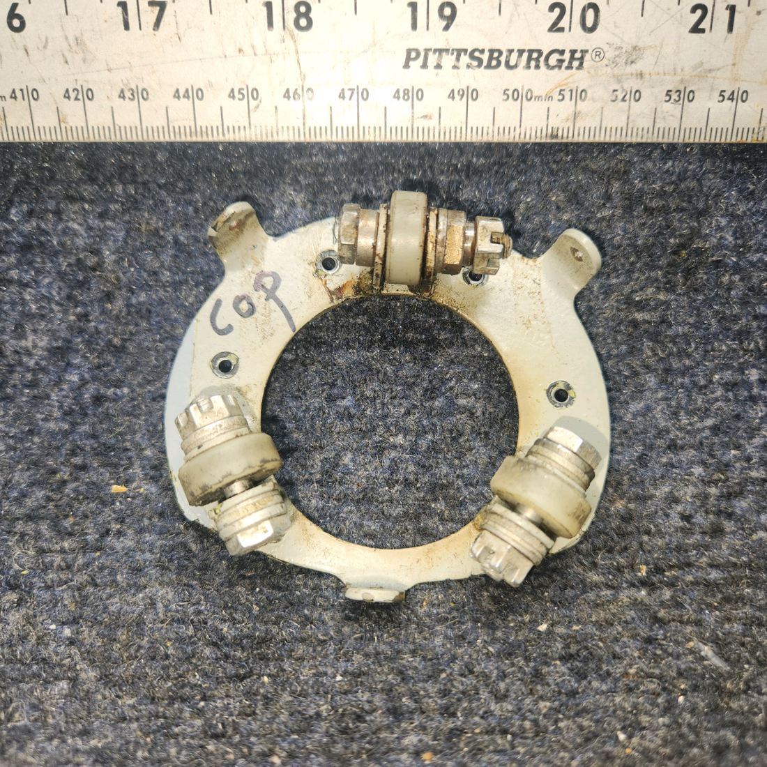 Used aircraft parts for sale, 21471-000 PIPER PA-24-250 Bracket Assembly Control Shaft Roller "PRICE PER EACH"