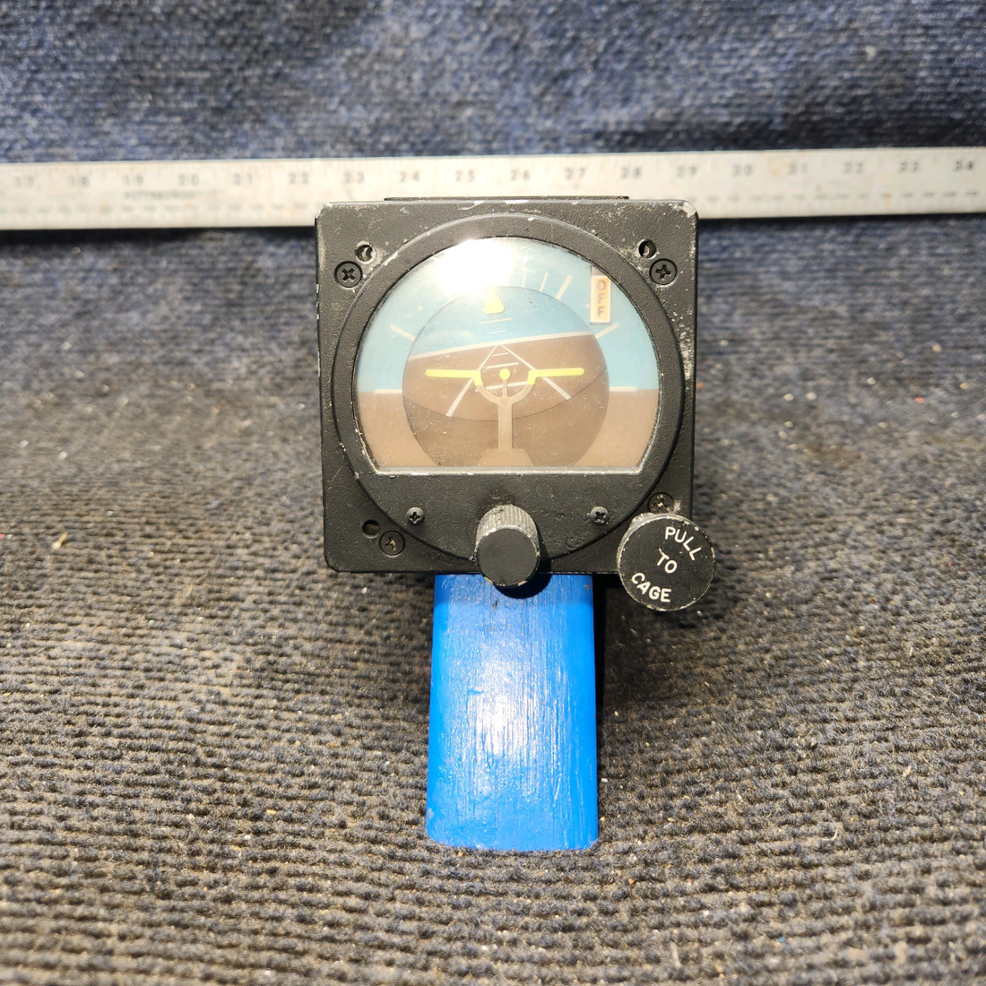 Used aircraft parts for sale, 102-0053-02 R.C. Allen Electric Beechcraft 35-33 Attitude Gyro Indicator w/ Connector