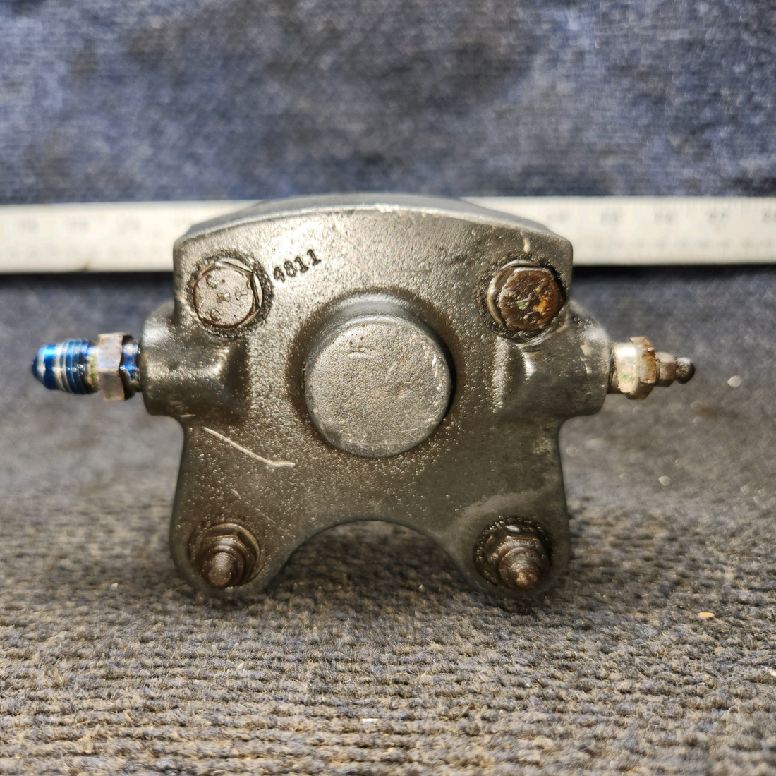 Used aircraft parts for sale, C163030-0107 Cleveland 30-63 cessna 150G Brake Caliper Assy