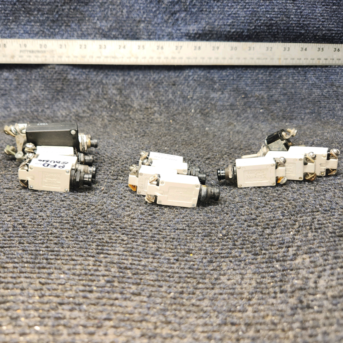 Used aircraft parts for sale, 7274-2, 7277-2 klixon 7274-2 Cessna 172 Circuit Breaker 1, 2.5, 3, 5, 7.5, 15  AMP combo