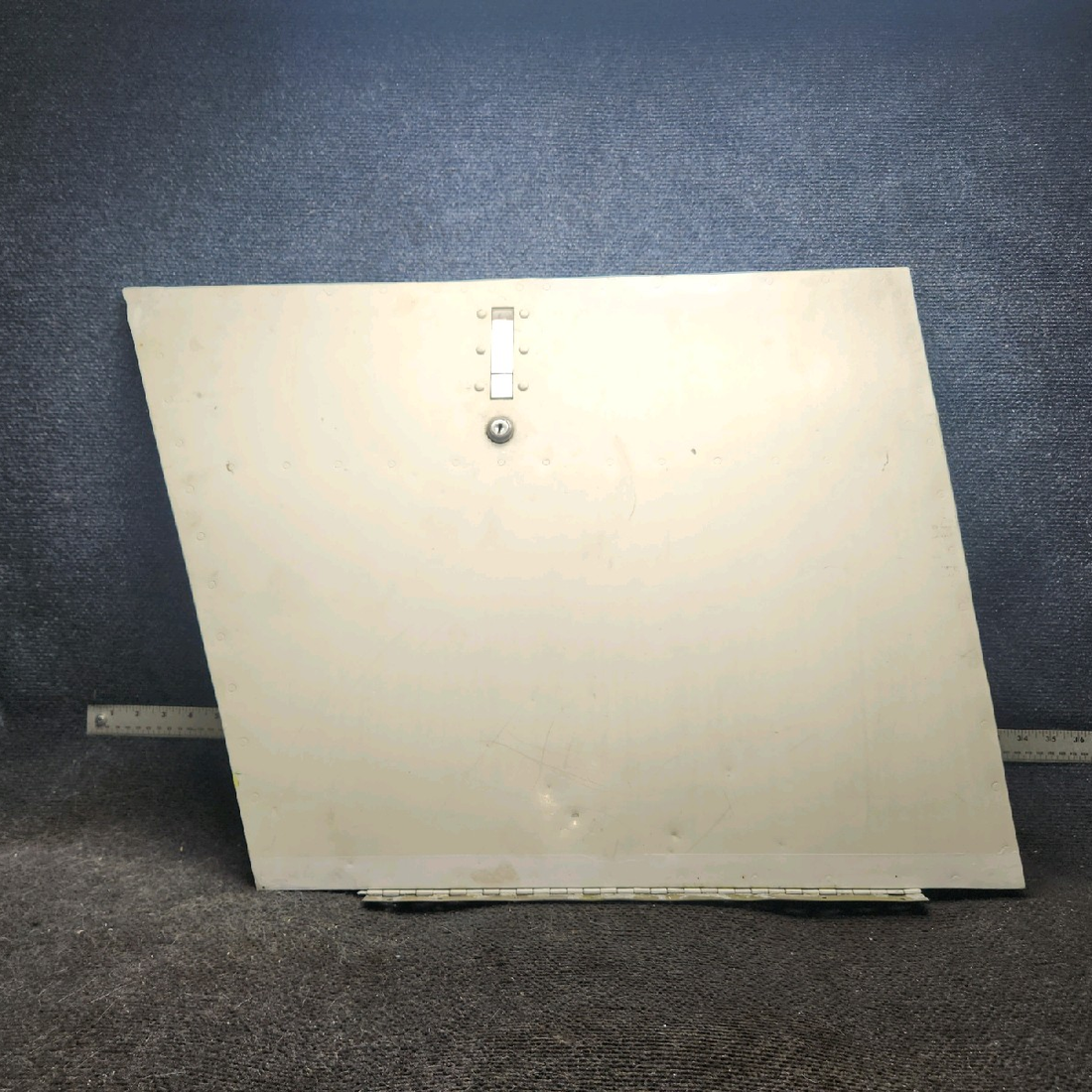 Used aircraft parts for sale, 66793-018 piper PA-28-181 Baggage Door Assembly w/ Lock & Latch