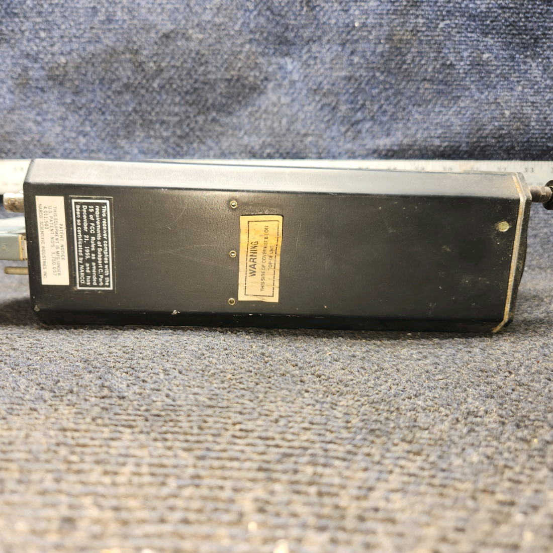 Used aircraft parts for sale, NAV-122 TSO Narco Beechcraft 35-33 Glideslope Indicator with Nav Receiver 14 V