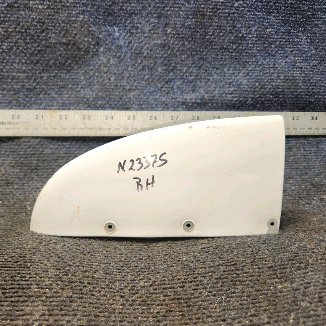 Used aircraft parts for sale, 0532001-93 cessna 172N Tip-Stabilizer