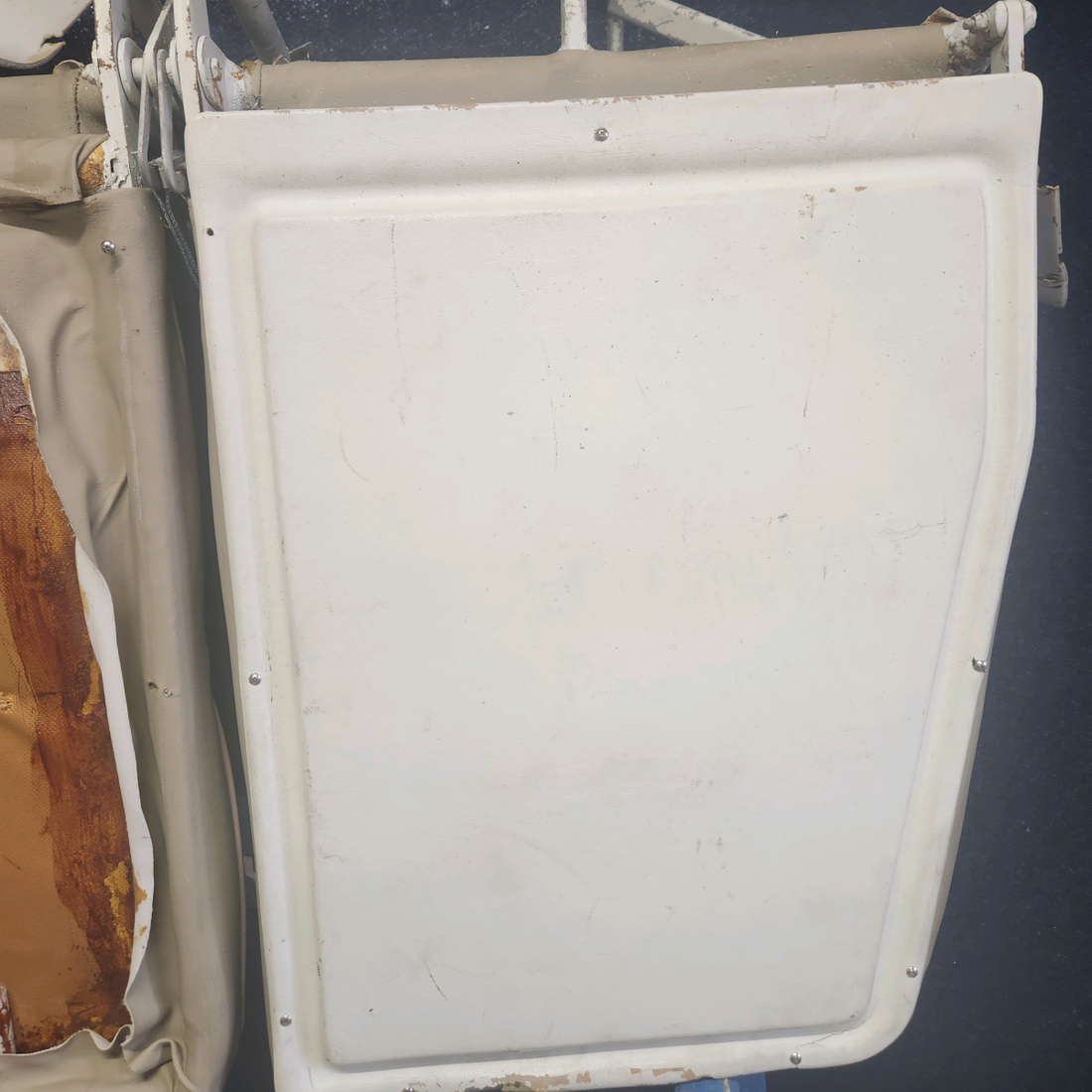 Used aircraft parts for sale, 0514170-3 CESSNA C172RG SPLIT BACK BENCH SEAT ASSEMBLY SEE PHOTOS FOR DETAILS